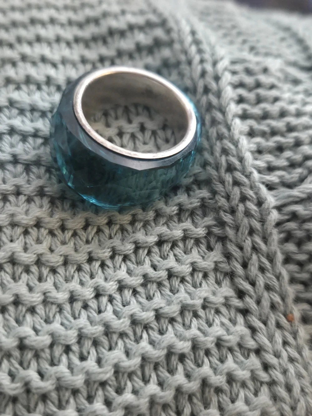 Blue Swarovski Nirvana Cocktail Ring Size 58/8 - Picture 4 of 7